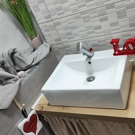 Au Nid D'ange בית נופש