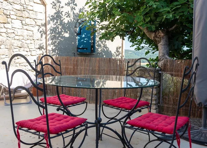 Au Nid D'ange Lincel